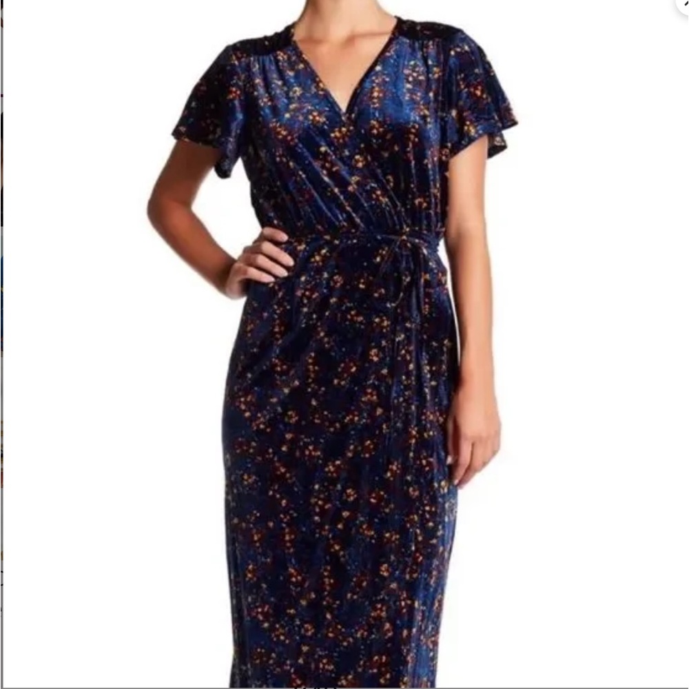 Superfoxx floral velvet wrap dress Sz S